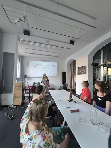 Image in the gallery for Glow-up Your To-Do List